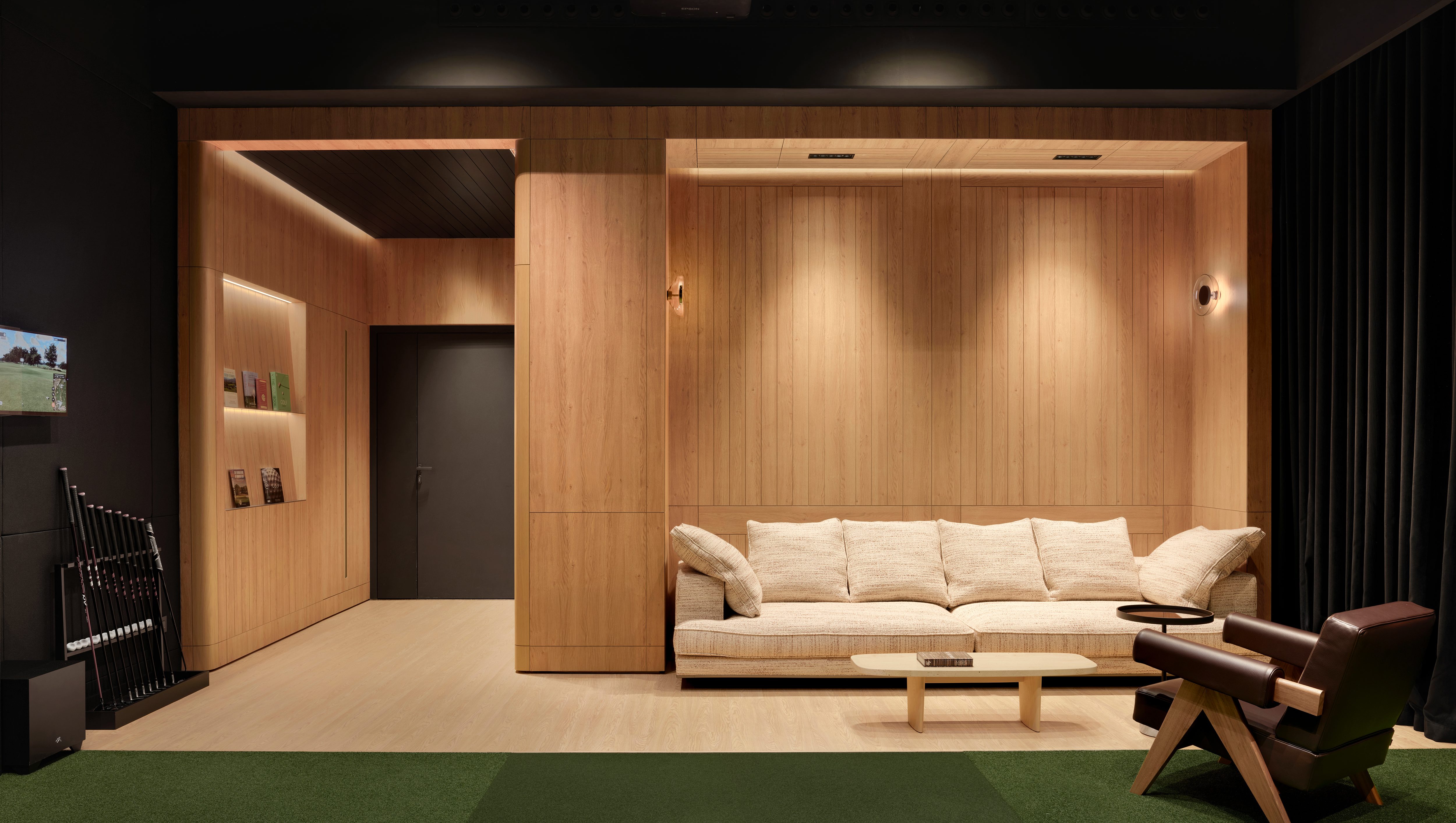 PRIVATE GOLF STUDIO